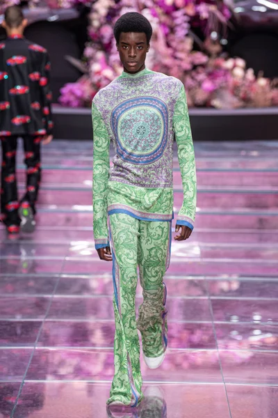Look 36